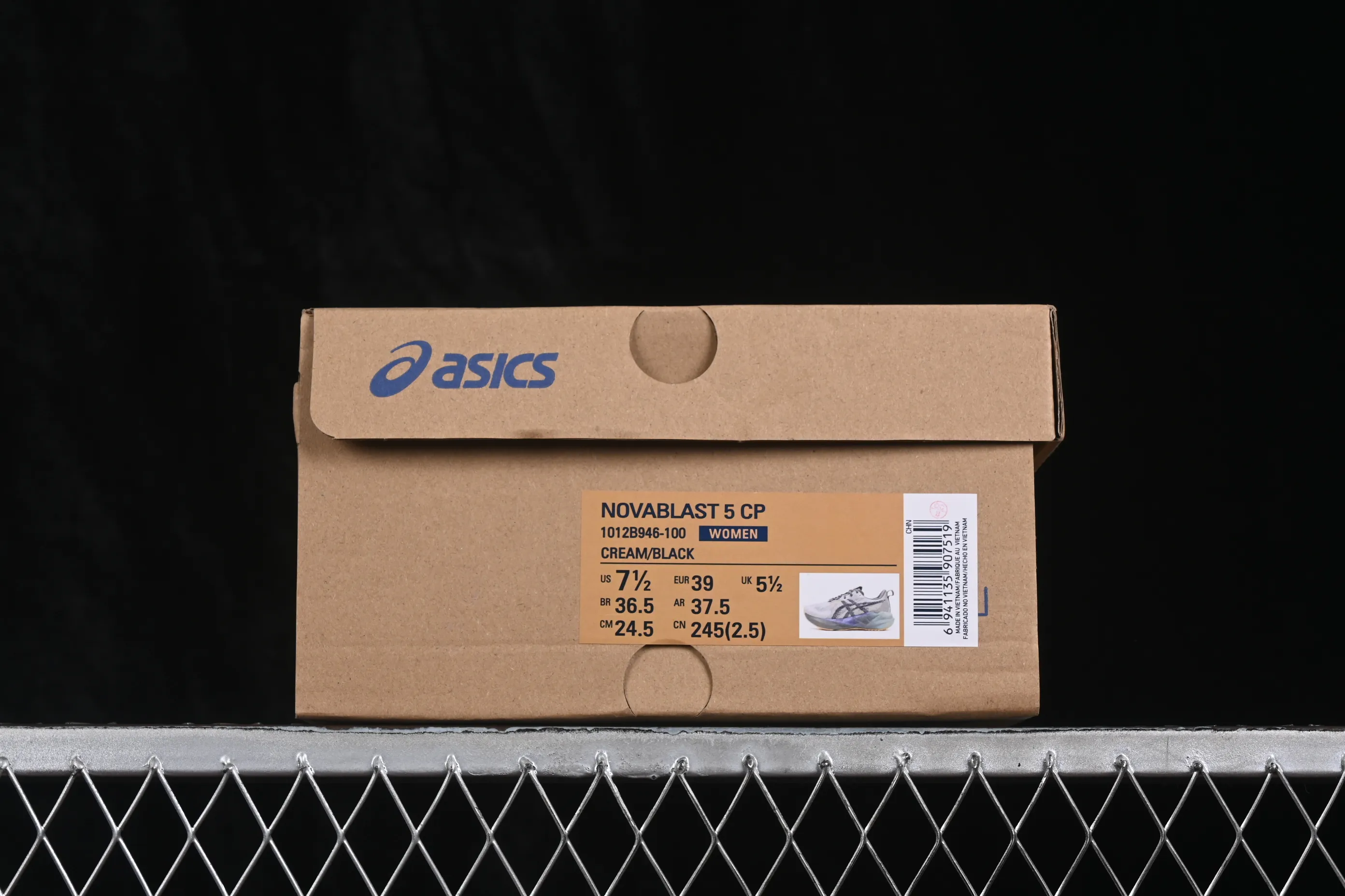 All categories Asics ASICS series Asics Novablast 5 1012B946-100